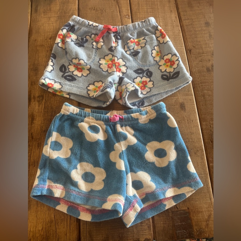 Mini Boden size 6 Floral Kids Shorts Set - Blue and Gray